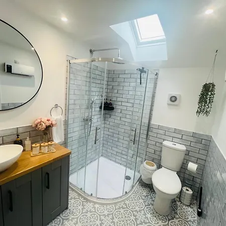 Couples Retreat - Cosy Modern ,near Carlisle, The Borders And The Nrth Pennines , Near Village Pub & In Peaceful Village Location Apartment Castle Carrock