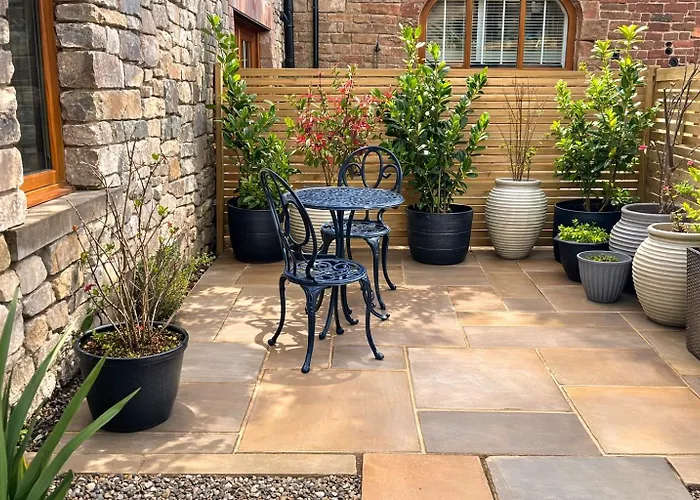 Couples Retreat Cosy Modern ,near Carlisle, The Borders And The Pennines , Near Village Pub & In Peaceful Village Location Castle Carrock